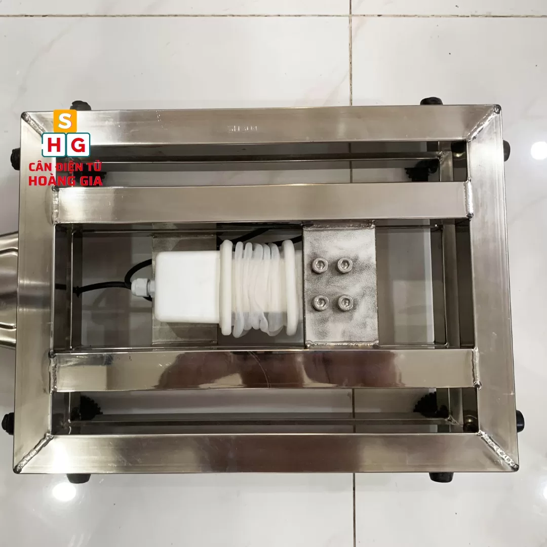 Cân Bàn Điện Tử 150kg Chính Hãng UPE 30x40cm – Body Inox 304 - Cân điện tử Hoàng Gia | Uy tín 10+ năm, Uy Tín, Giá Tốt Bọc cell chống nước cân bàn điện tử 150kg UPE
