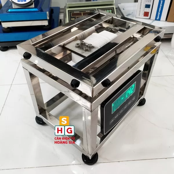 Thiết kế inox 304 full chắc chắn cân ghế điện tử inox 304 chắc chắn