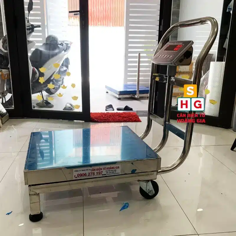 cân điện tử có bánh xe can dien tu co banh xe 9 jpg - Cân điện tử Hoàng Gia | Uy tín 10+ năm, Uy Tín, Giá Tốt