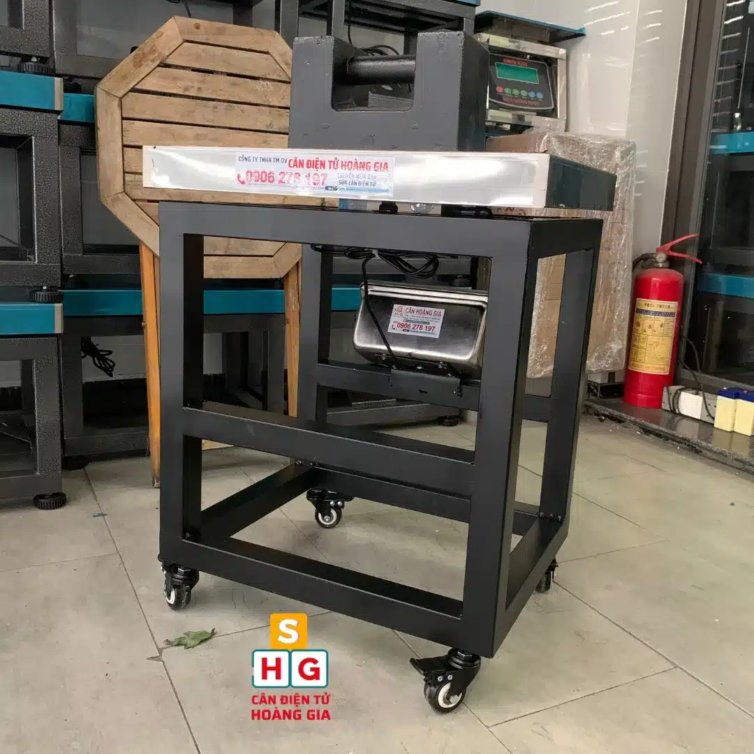 Tặng 4 bánh xe cho khách hàng cân mít bằng cân điện tử tặng bánh xe cân mít bằng cân điện tử